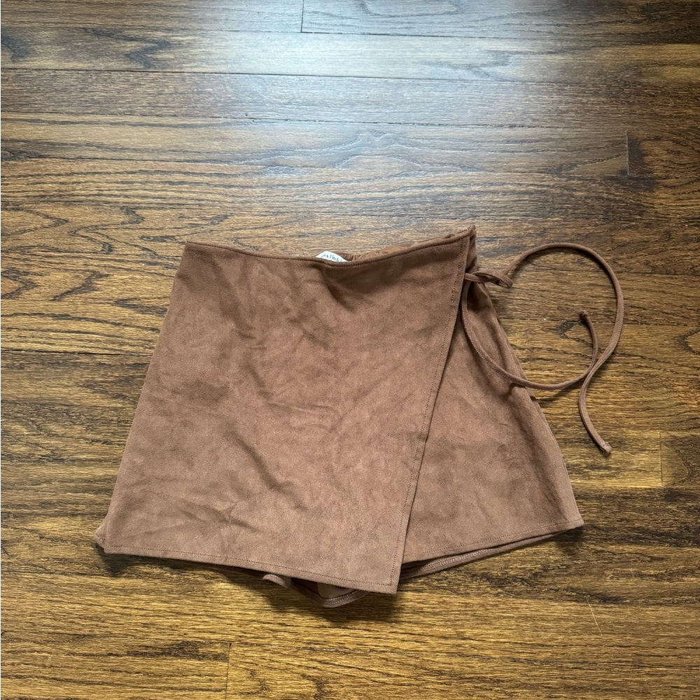 Abercrombie & Fitch Vegan Suede Skort in Tan